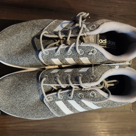NWT Adidas Men's QT Racer Size 8.5 - Picture 2 of 6